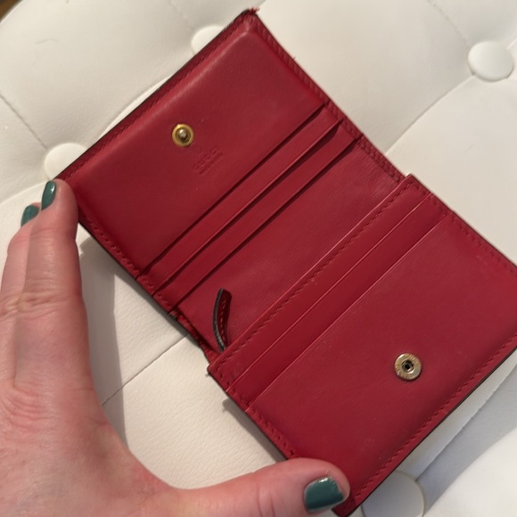 Gucci Supreme GG Cherry Wallet-VGUC - Picture 5 of 12